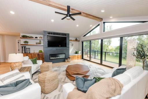 804 S Shore Dr Detroit Lakes, MN 56501-2-46.jpg
