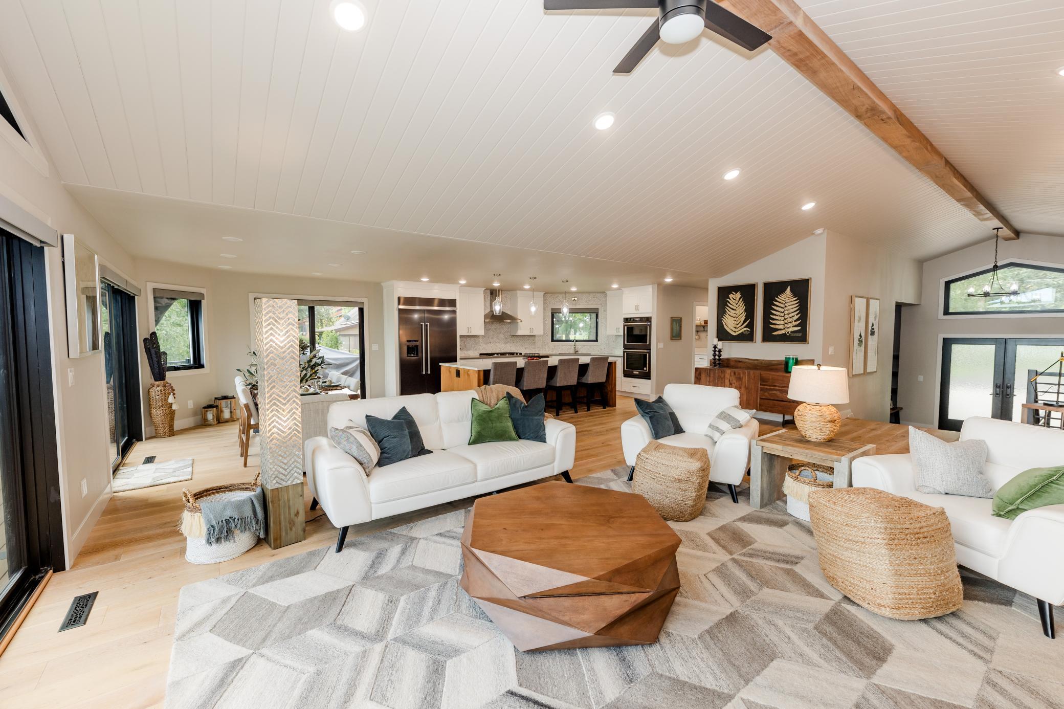 804 S Shore Dr Detroit Lakes, MN 56501-2-47.jpg