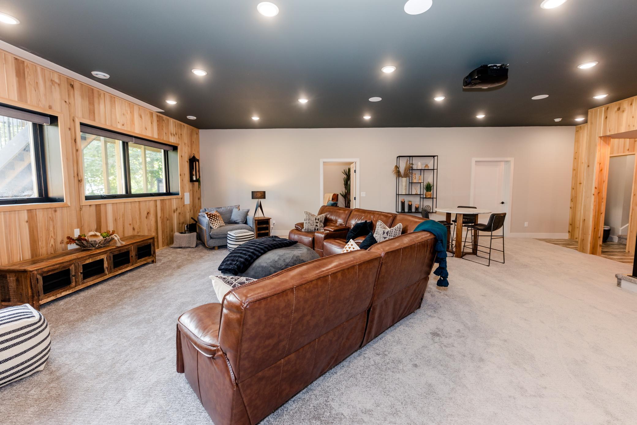 804 S Shore Dr Detroit Lakes, MN 56501-2-35.jpg