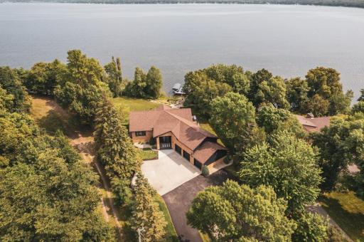 804 S Shore Drive, Detroit Lakes, MN 56501