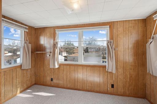 Upper level sun room