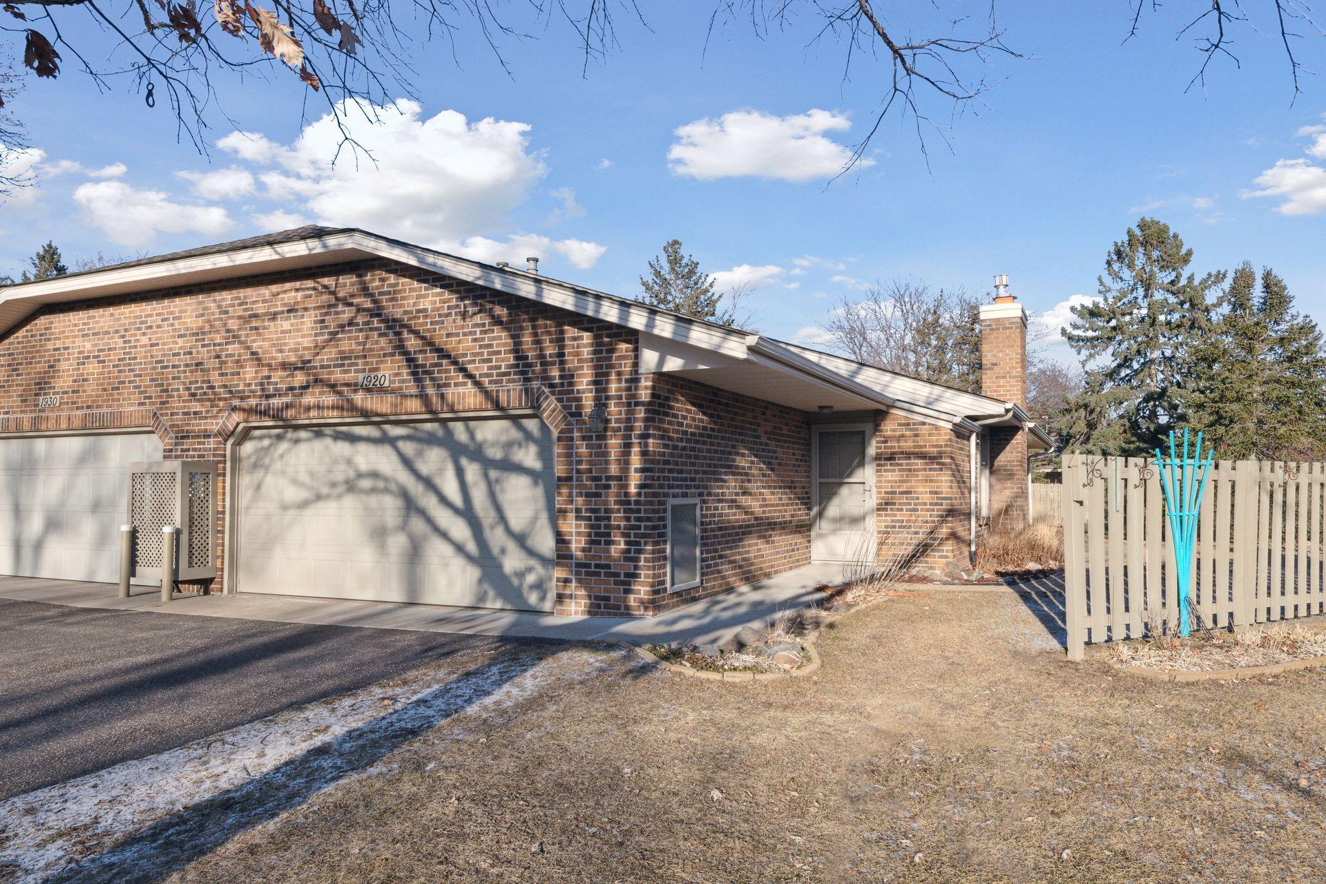 Photo for 1920 Ithaca Lane N, Plymouth, MN 55447 - Listing #6496349 photo-0002.jpg