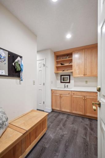 5940 Hardscrabble Circle, Minnetrista, MN 55364