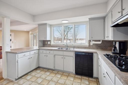 5940 Hardscrabble Circle, Minnetrista, MN 55364
