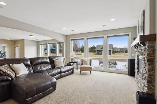 12671 22nd Street N, Stillwater, MN 55082
