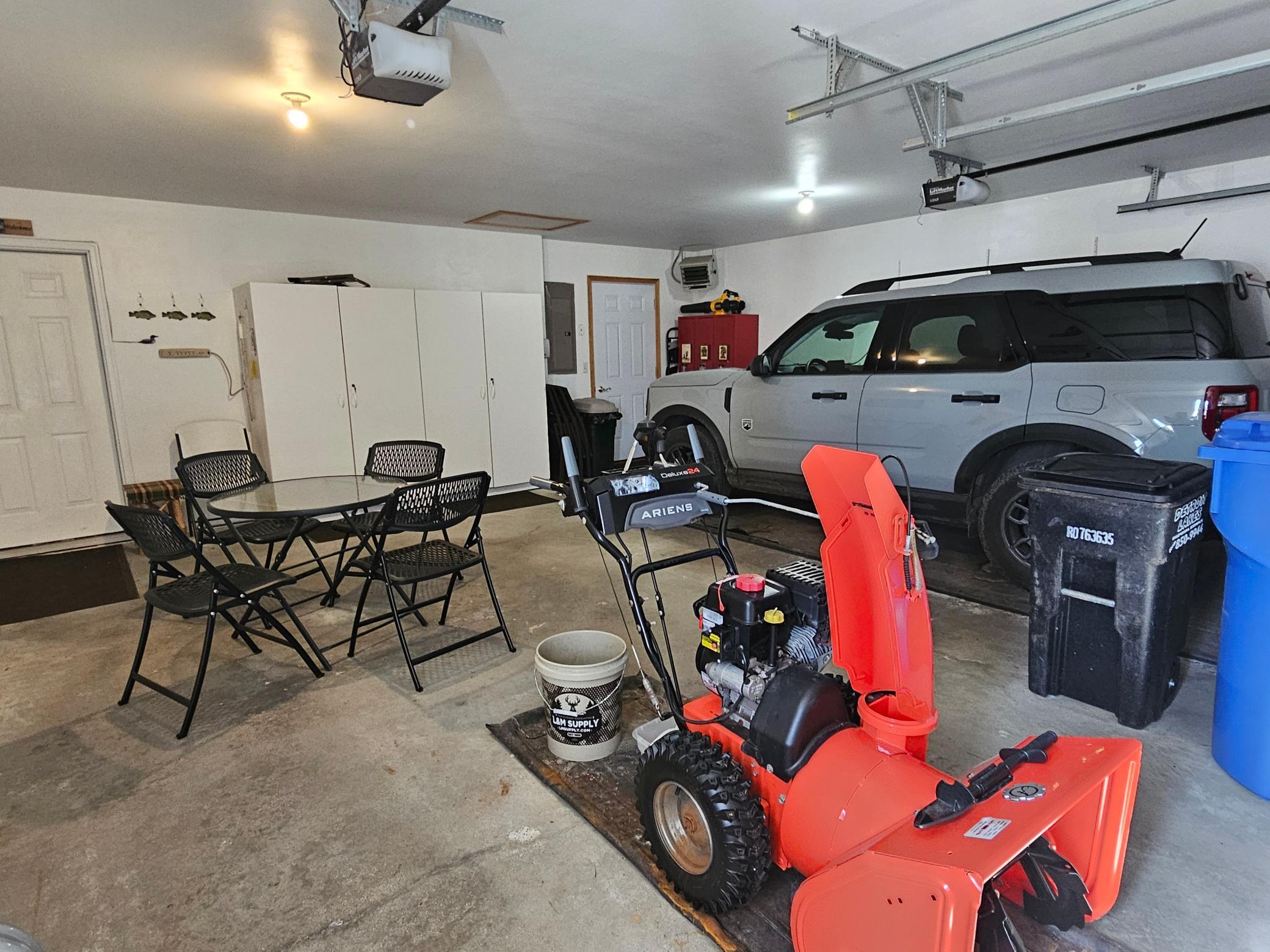 Garage.jpg