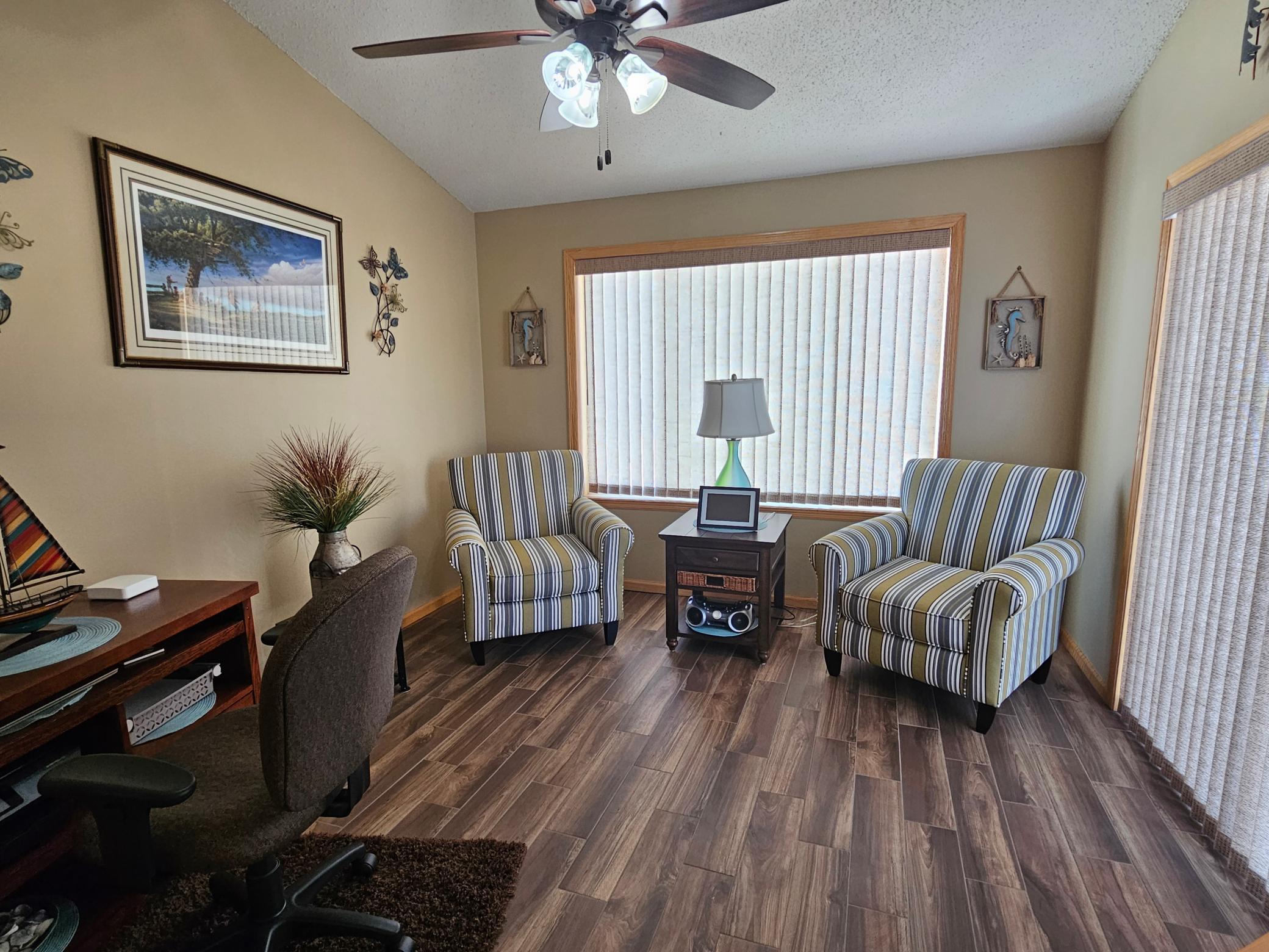 Sunroom 2.jpg