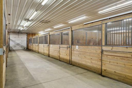 18 Box Stalls in Heated Barn