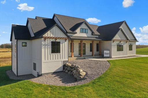 1657 Boelter Estates Drive NW, Rochester, MN 55901