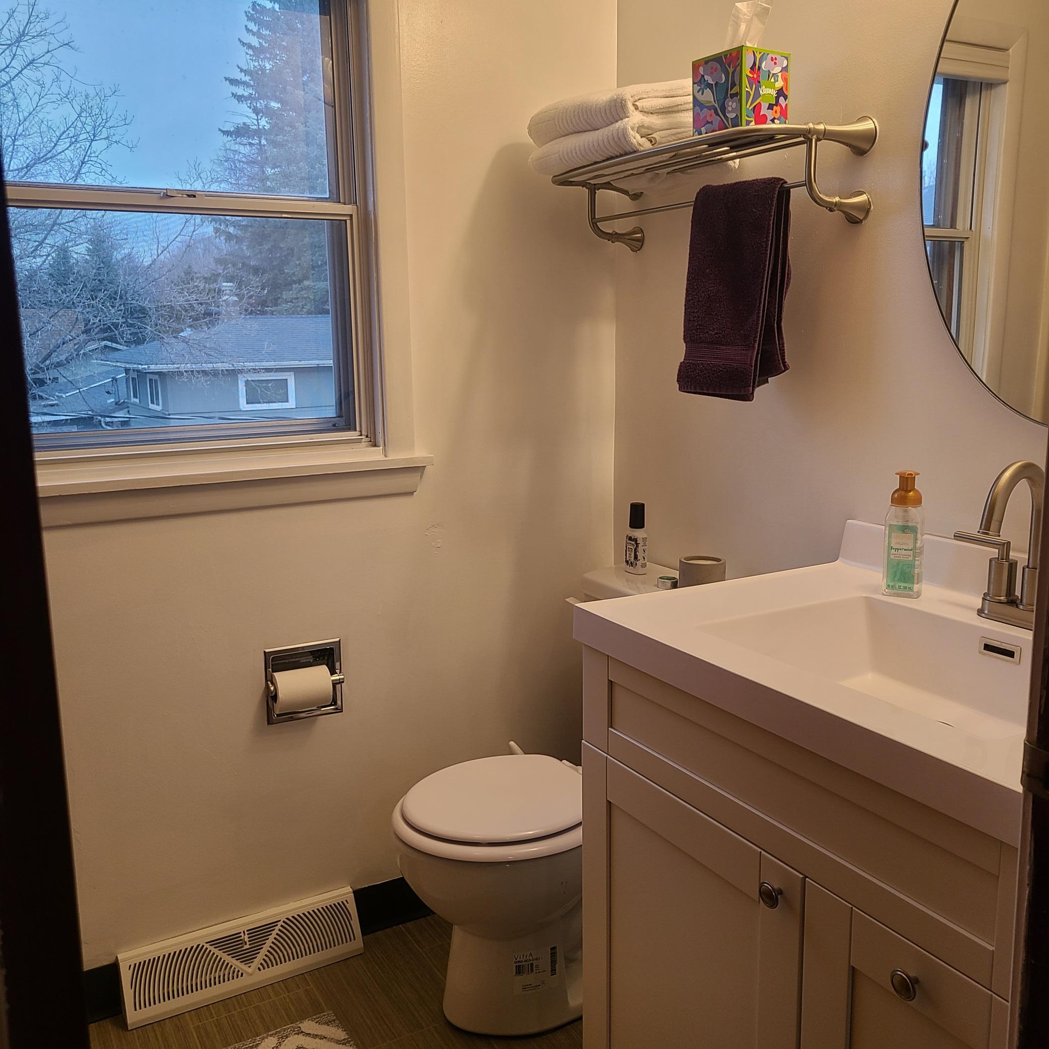 Full bath.jpg