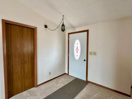 948 Main Avenue, Murdock, MN 56271