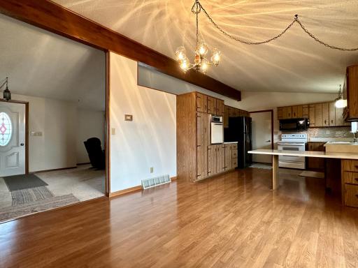 948 Main Avenue, Murdock, MN 56271