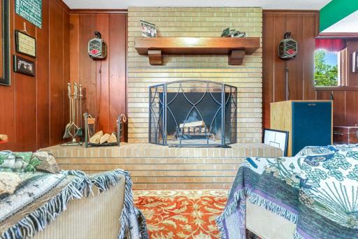 2 Martin Lane, North Oaks, MN 55127