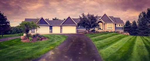 9547 Dellwood Road Lane N, Stillwater, MN 55082