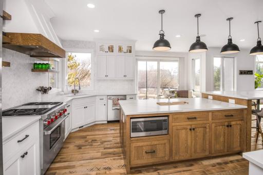 9547 Dellwood Road Lane N, Stillwater, MN 55082
