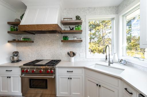 9547 Dellwood Road Lane N, Stillwater, MN 55082