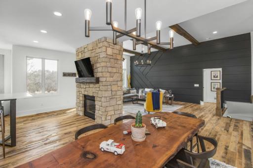 9547 Dellwood Road Lane N, Stillwater, MN 55082