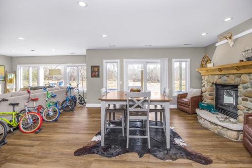 9547 Dellwood Road Lane N, Stillwater, MN 55082