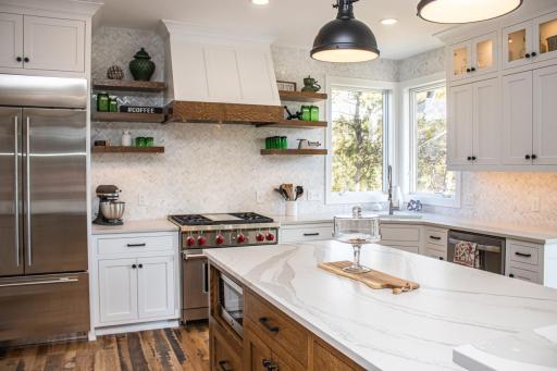 9547 Dellwood Road Lane N, Stillwater, MN 55082