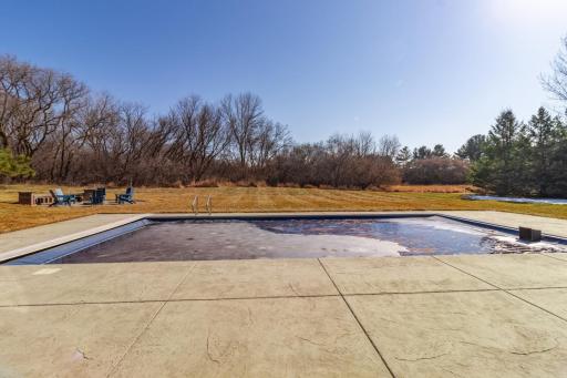 9547 Dellwood Road Lane N, Stillwater, MN 55082