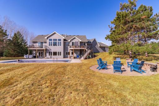 9547 Dellwood Road Lane N, Stillwater, MN 55082