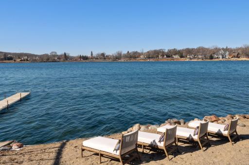 Lake Virginia is a fully recreational lake spanning nearly 105 acres with fantastic boating, water sports and fishing.