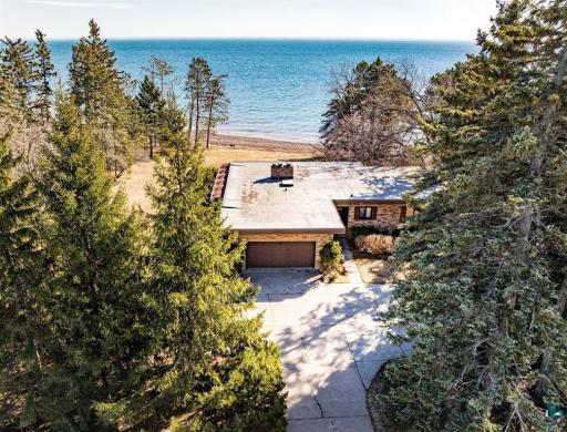 5918 London Road, Duluth, MN 55804