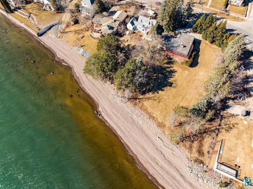 5918 London Road, Duluth, MN 55804