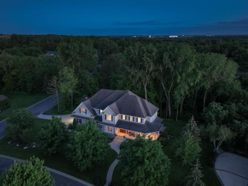650 Hidden Creek Trail, Mendota Heights, MN 55118