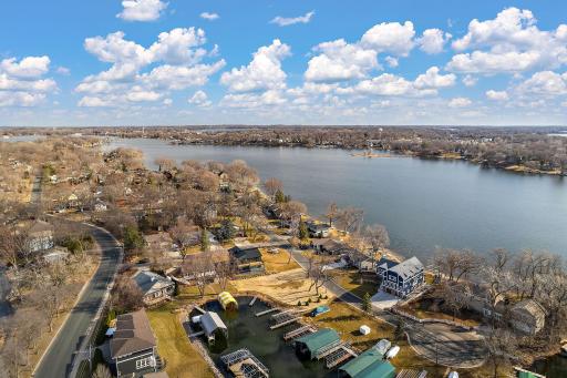 1717 Baywood Lane, Mound, MN 55364
