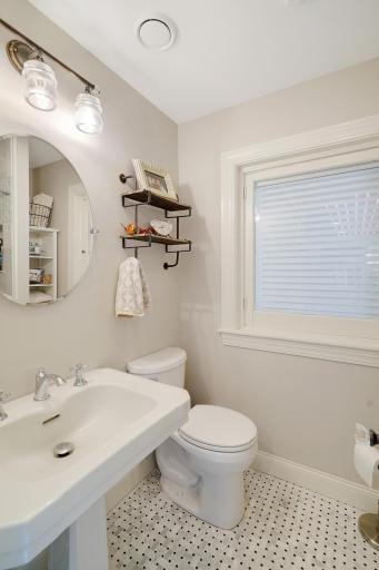 3845 Honeysuckle Road, Wayzata, MN 55391