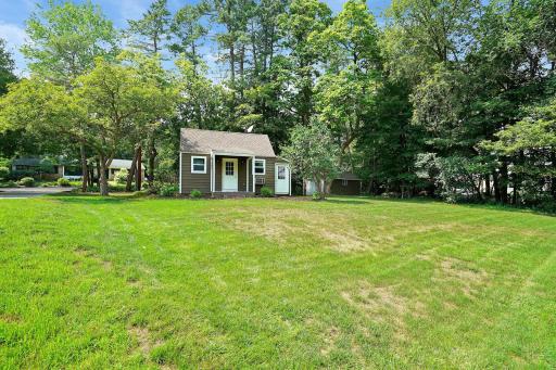3845 Honeysuckle Road, Wayzata, MN 55391