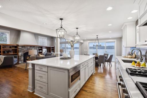 4936 Glen Elyn Road, Mound, MN 55364