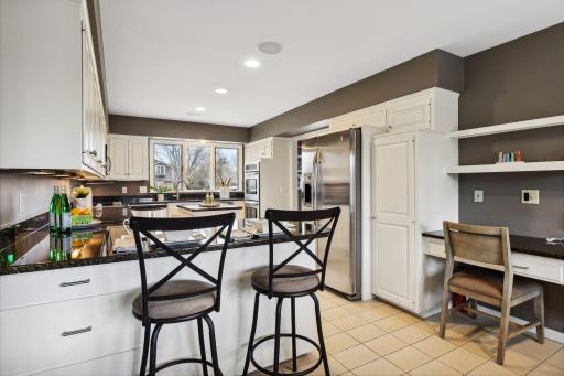 5700 Deville Drive, Edina, MN 55436