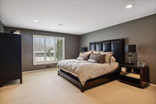 5700 Deville Drive, Edina, MN 55436
