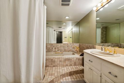 5700 Deville Drive, Edina, MN 55436