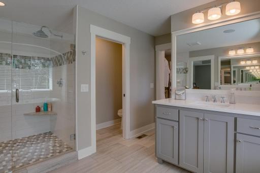 16515 56th Avenue N, Plymouth, MN 55446