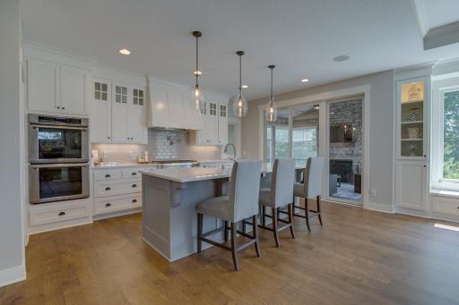 16515 56th Avenue N, Plymouth, MN 55446