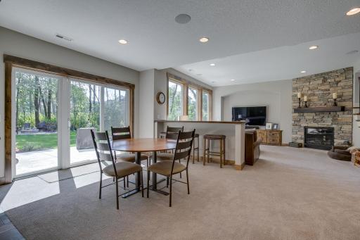 16515 56th Avenue N, Plymouth, MN 55446