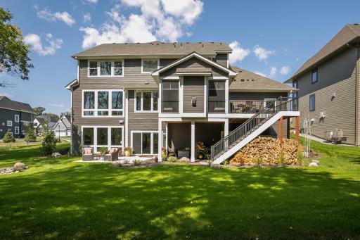 16515 56th Avenue N, Plymouth, MN 55446