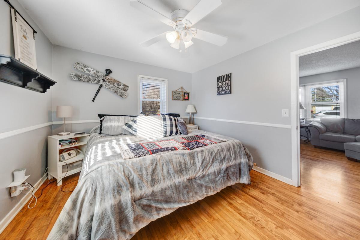 31 Bedroom 1.jpg
