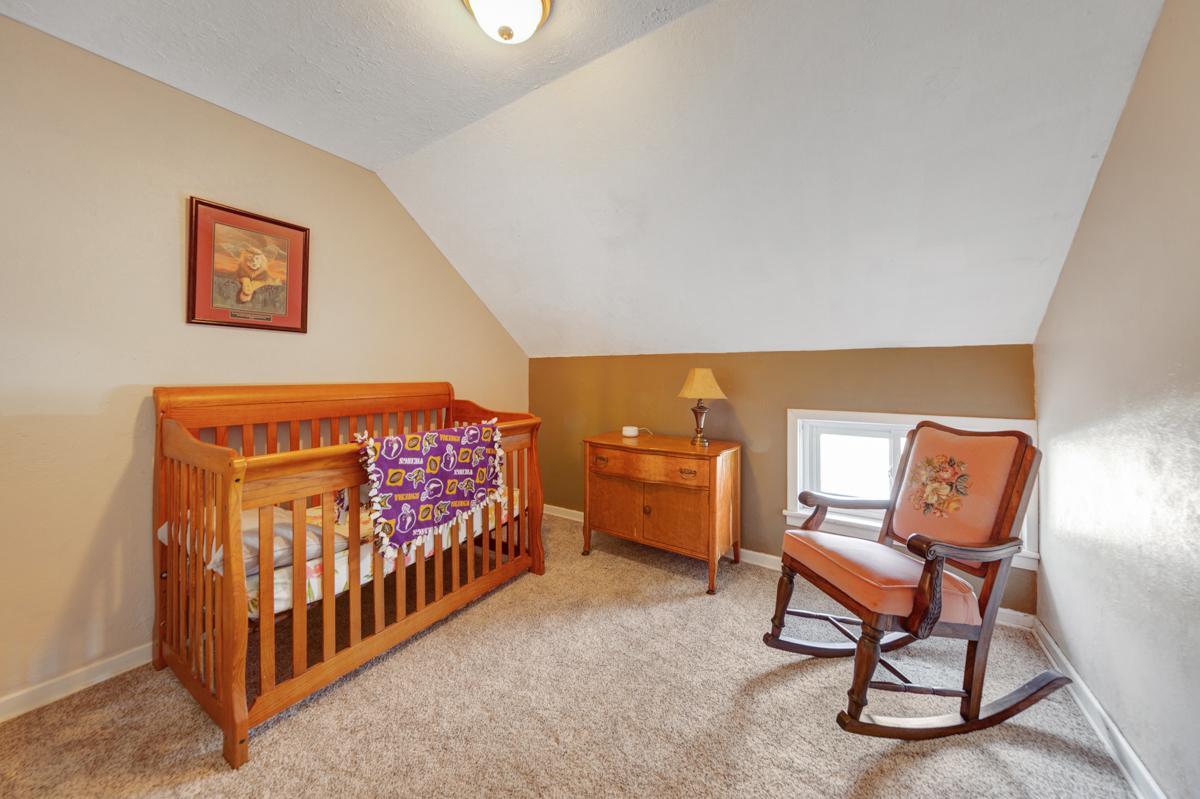 37 Bedroom 3.jpg
