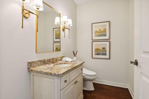 3209 Galleria, 1608, Edina, MN 55435