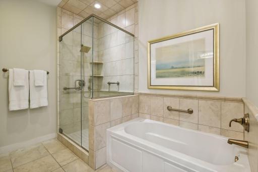 3209 Galleria, 1608, Edina, MN 55435