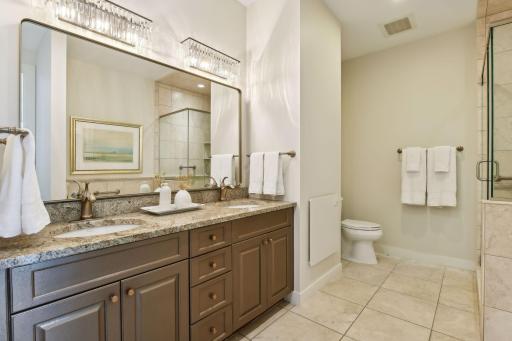 3209 Galleria, 1608, Edina, MN 55435