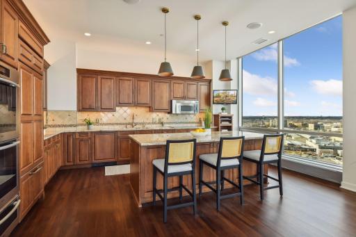 3209 Galleria, 1608, Edina, MN 55435