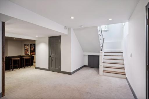 5131 Wooddale Glen, Edina, MN 55424