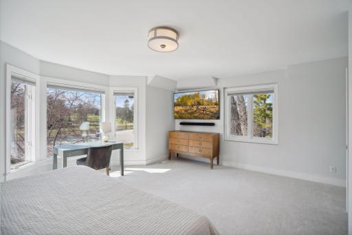 5131 Wooddale Glen, Edina, MN 55424