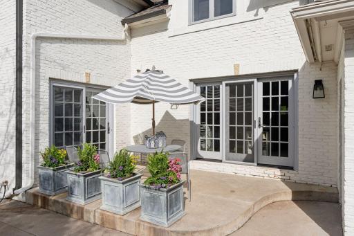 5131 Wooddale Glen, Edina, MN 55424