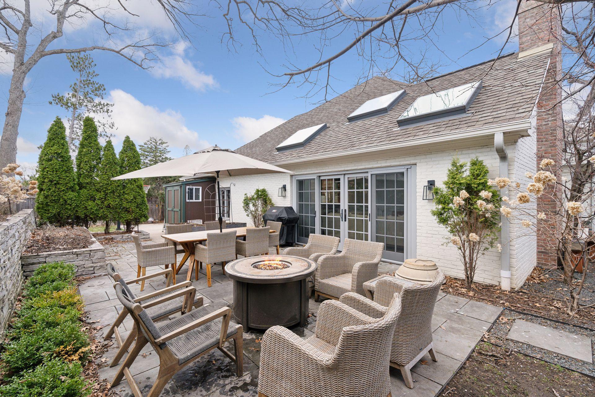 Large Patio off Family Room